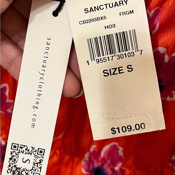 Sanctuary Satin Floral Square Neck 3/4 Puffed Sleeve Top Size S-MSRP $109 NWT - Picture 4 of 4